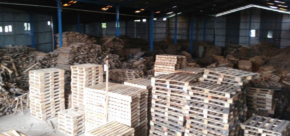 Kotak Kayu
